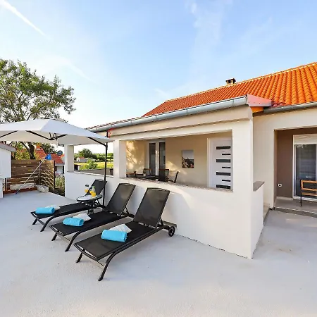 Villa Mia *